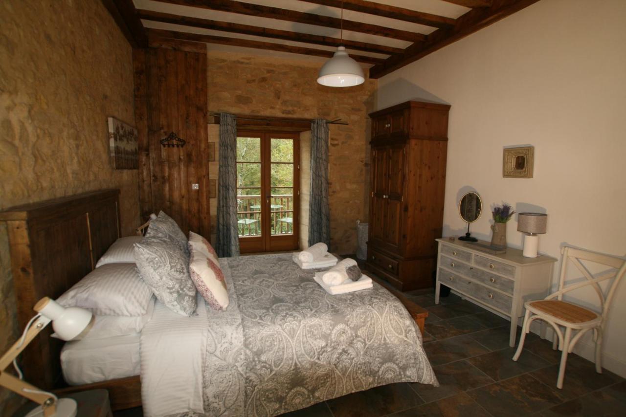 La Roussille - Oak Barn Villa Saint-Sulpice-d'Excideuil ภายนอก รูปภาพ